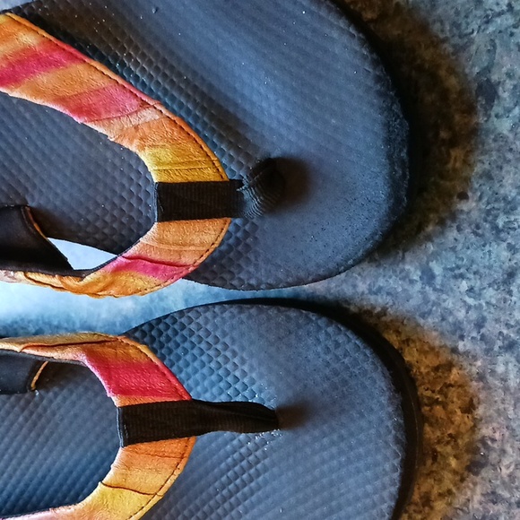 Womans Speedo Flip Flops 9 - Picture 2 of 6